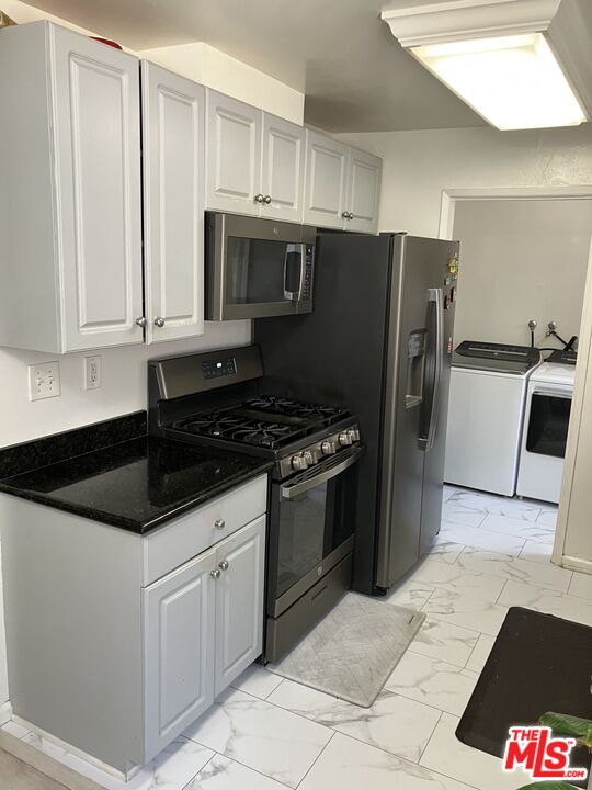 Winnetka, California, 91306, United States, 3 Bedrooms Bedrooms, ,2 BathroomsBathrooms,Residential,For Sale,1919452