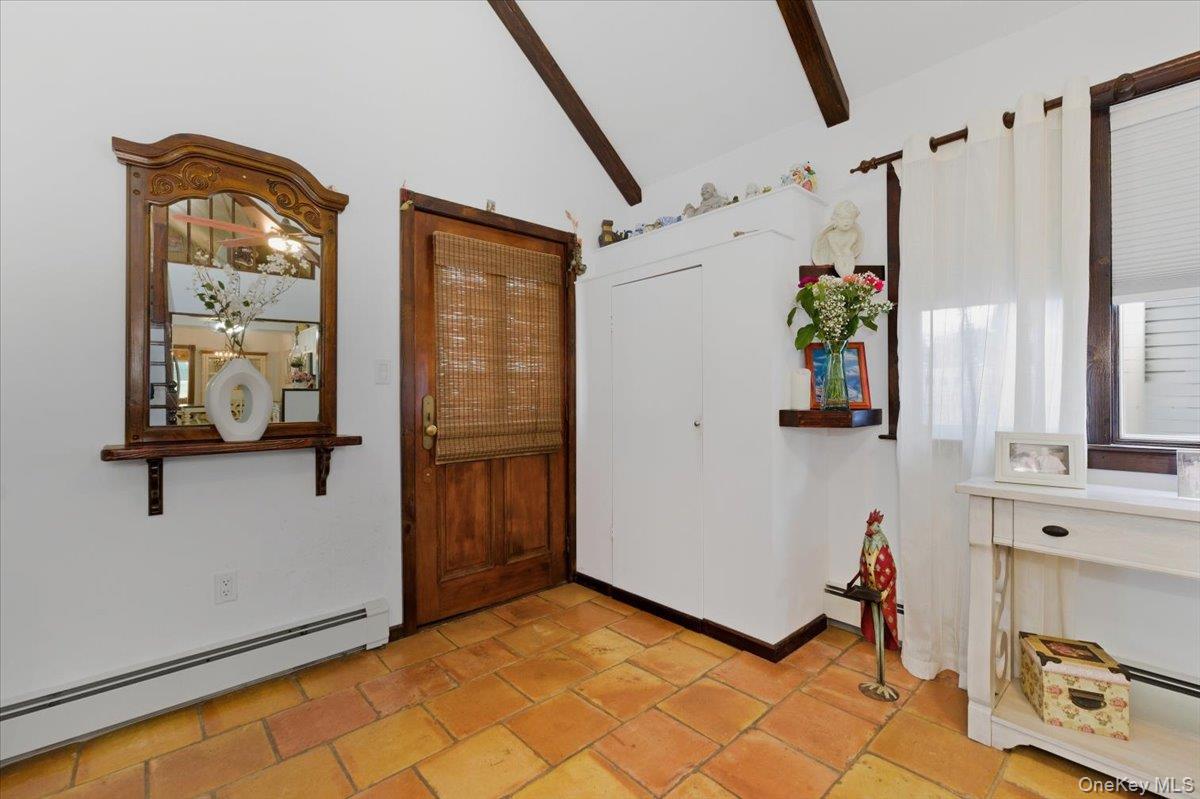 Island Park, New York, 11558, United States, 2 Bedrooms Bedrooms, ,1 BathroomBathrooms,Residential,For Sale,1998541