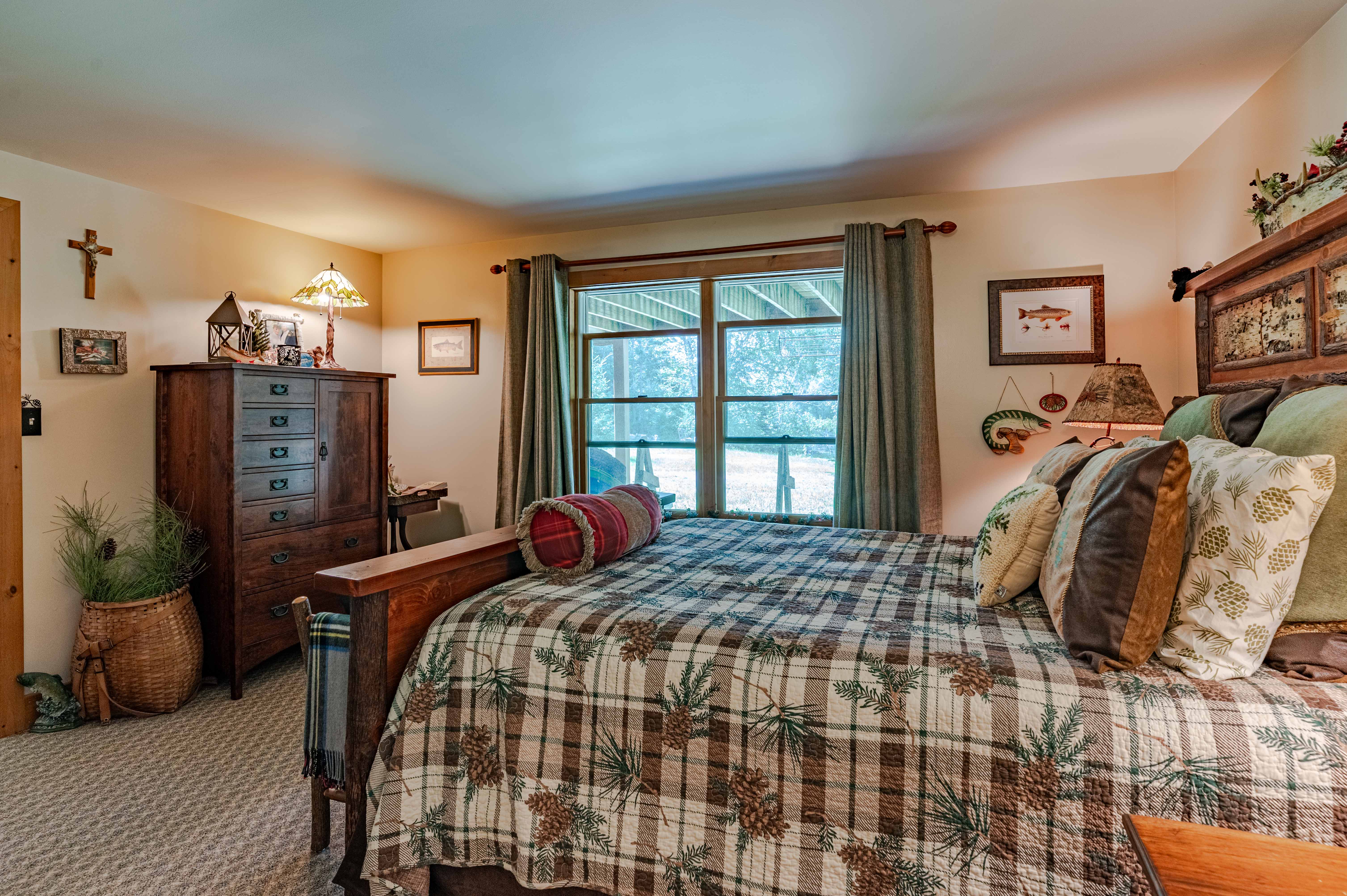  148 Jerry Savarie Road, Indian Lake, NY 12842 - 物件實景