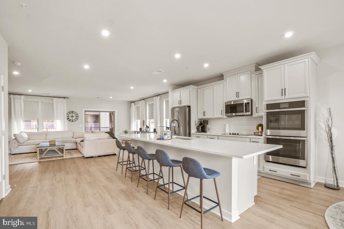 Manassas Park, Virginia, 20111, United States, 3 Bedrooms Bedrooms, ,3 BathroomsBathrooms,Residential,For Sale,1942849