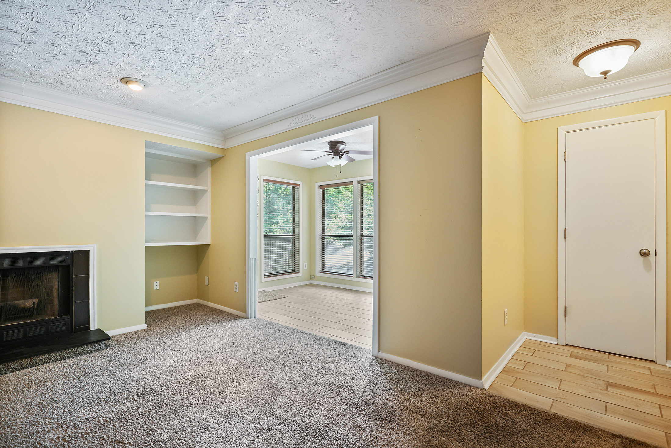  Exceptional Space and Value in Top-floor Corner Unit - 物件實景