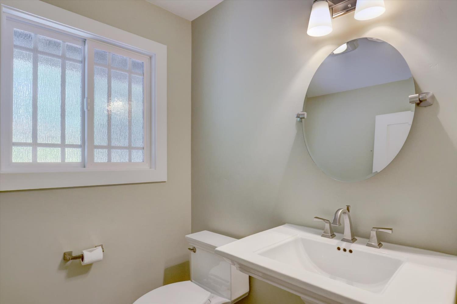 Nevada City, California, 95959, United States, 4 Bedrooms Bedrooms, ,4 BathroomsBathrooms,Residential,For Sale,1921585