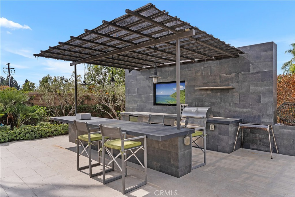 Yorba Linda, California, 92886, United States, 4 Bedrooms Bedrooms, ,4 BathroomsBathrooms,Residential,For Sale,1989032