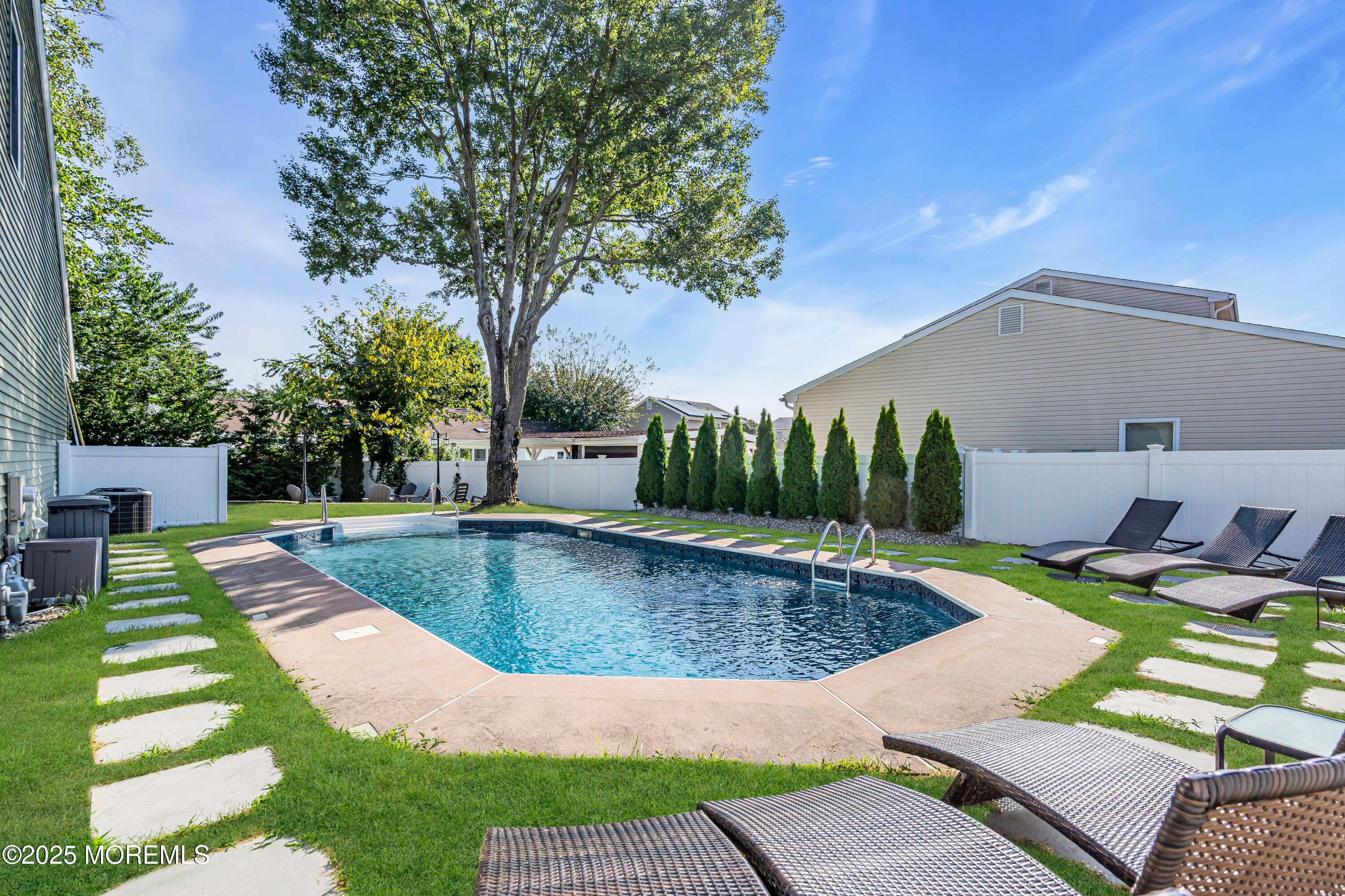 Toms River, New Jersey, 08753, United States, 4 Bedrooms Bedrooms, ,3 BathroomsBathrooms,Residential,For Sale,1937688