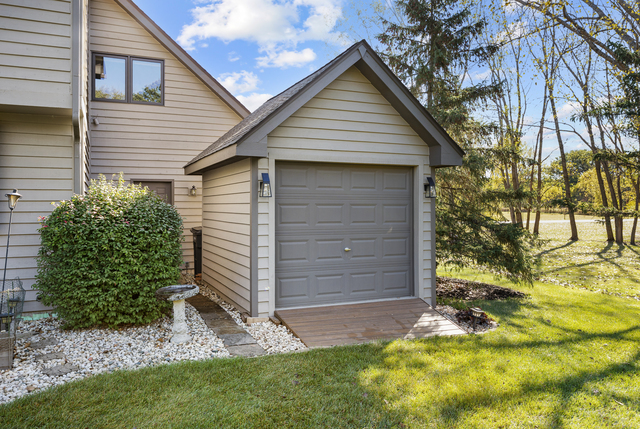 Huntley, Illinois, 60142, United States, 4 Bedrooms Bedrooms, ,3 BathroomsBathrooms,Residential,For Sale,1985712