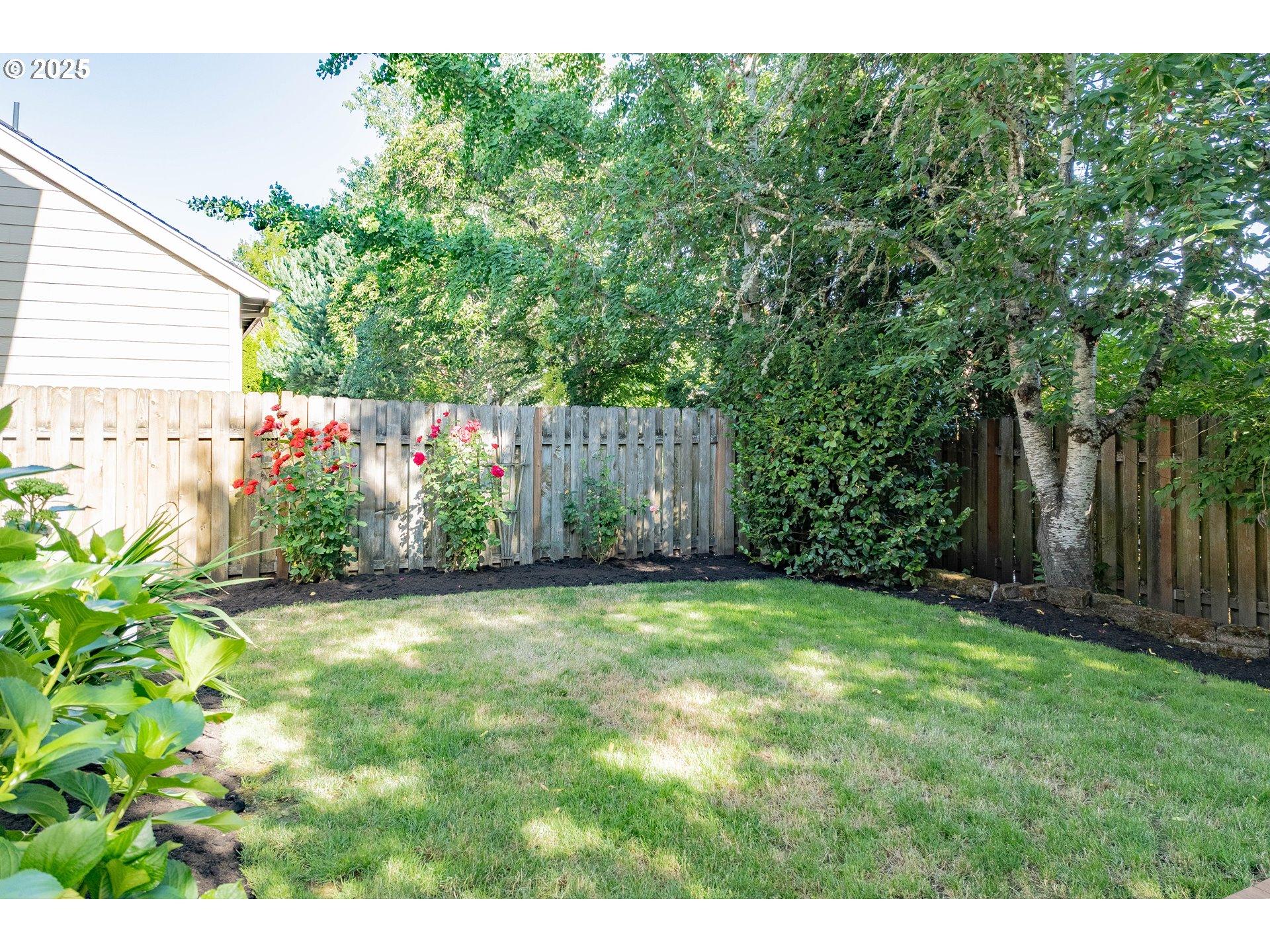 Portland, Oregon, 97229, United States, 4 Bedrooms Bedrooms, ,2 BathroomsBathrooms,Residential,For Sale,1877425