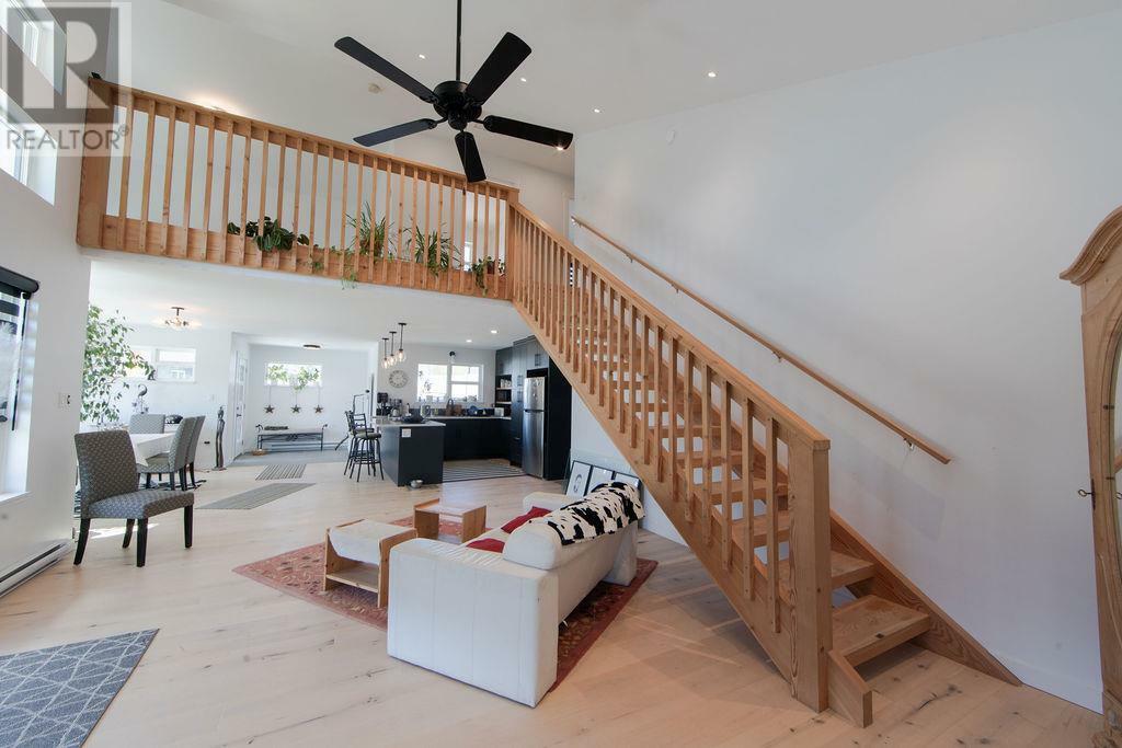 NAKUSP, British Columbia, V0G 1R0, CA, 3 Bedrooms Bedrooms, ,2 BathroomsBathrooms,Residential,For Sale,1836851