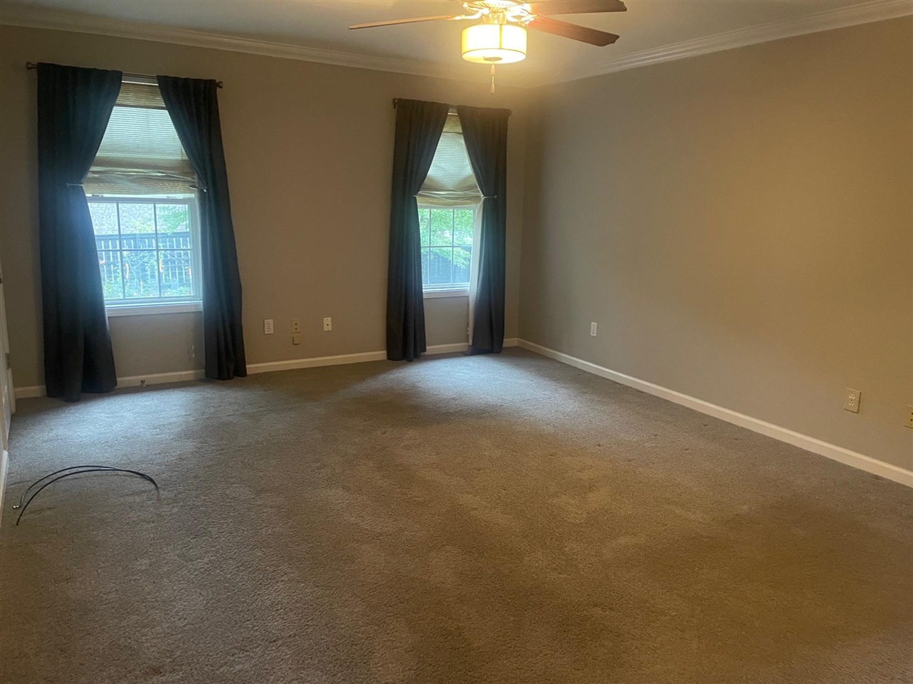 Bowling Green, Kentucky, 42104, United States, 4 Bedrooms Bedrooms, ,5 BathroomsBathrooms,Residential,For Sale,1971353