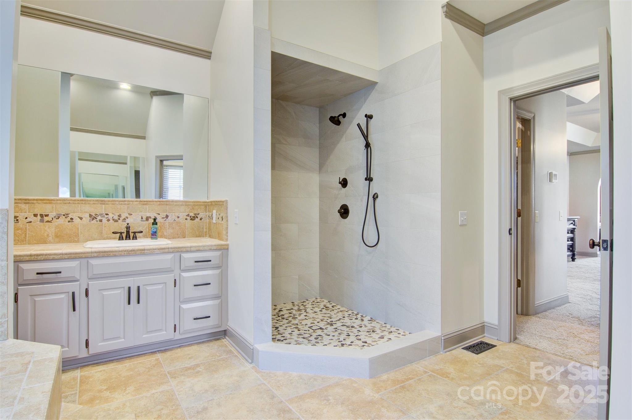 2425 Birdie Lane Ne, Conover, North Carolina, 28613, United States, 4 Bedrooms Bedrooms, ,4 BathroomsBathrooms,Residential,For Sale,2425 Birdie Lane Ne,1668350