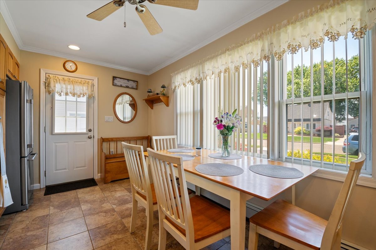 Levittown, New York, 11756, United States, 5 Bedrooms Bedrooms, ,2 BathroomsBathrooms,Residential,For Sale,1920496