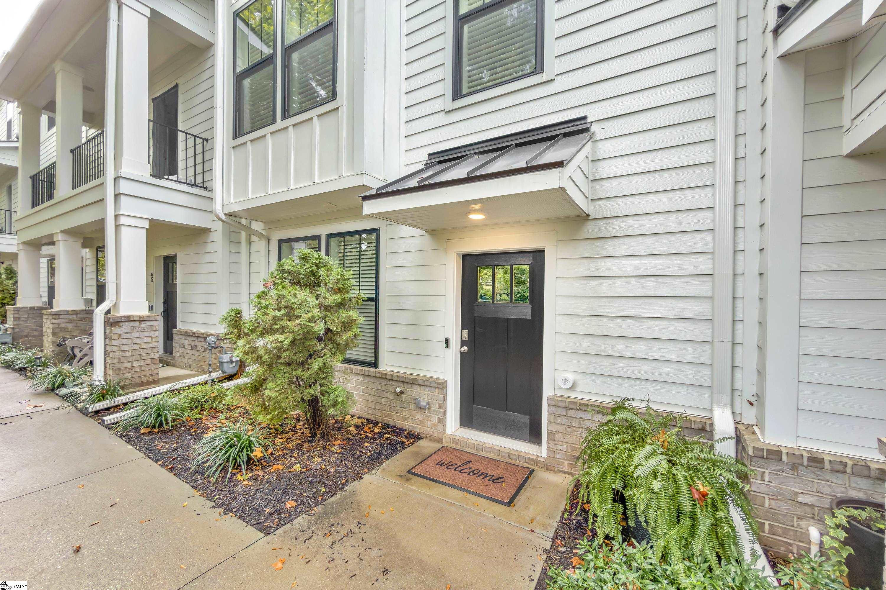 Greenville, South Carolina, 29605, United States, 3 Bedrooms Bedrooms, ,4 BathroomsBathrooms,Residential,For Sale,1958352