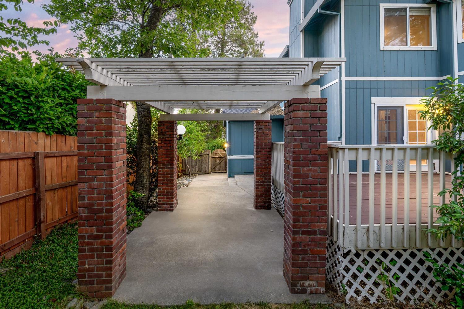 Grass Valley, California, 95945, United States, 3 Bedrooms Bedrooms, ,3 BathroomsBathrooms,Residential,For Sale,1924328