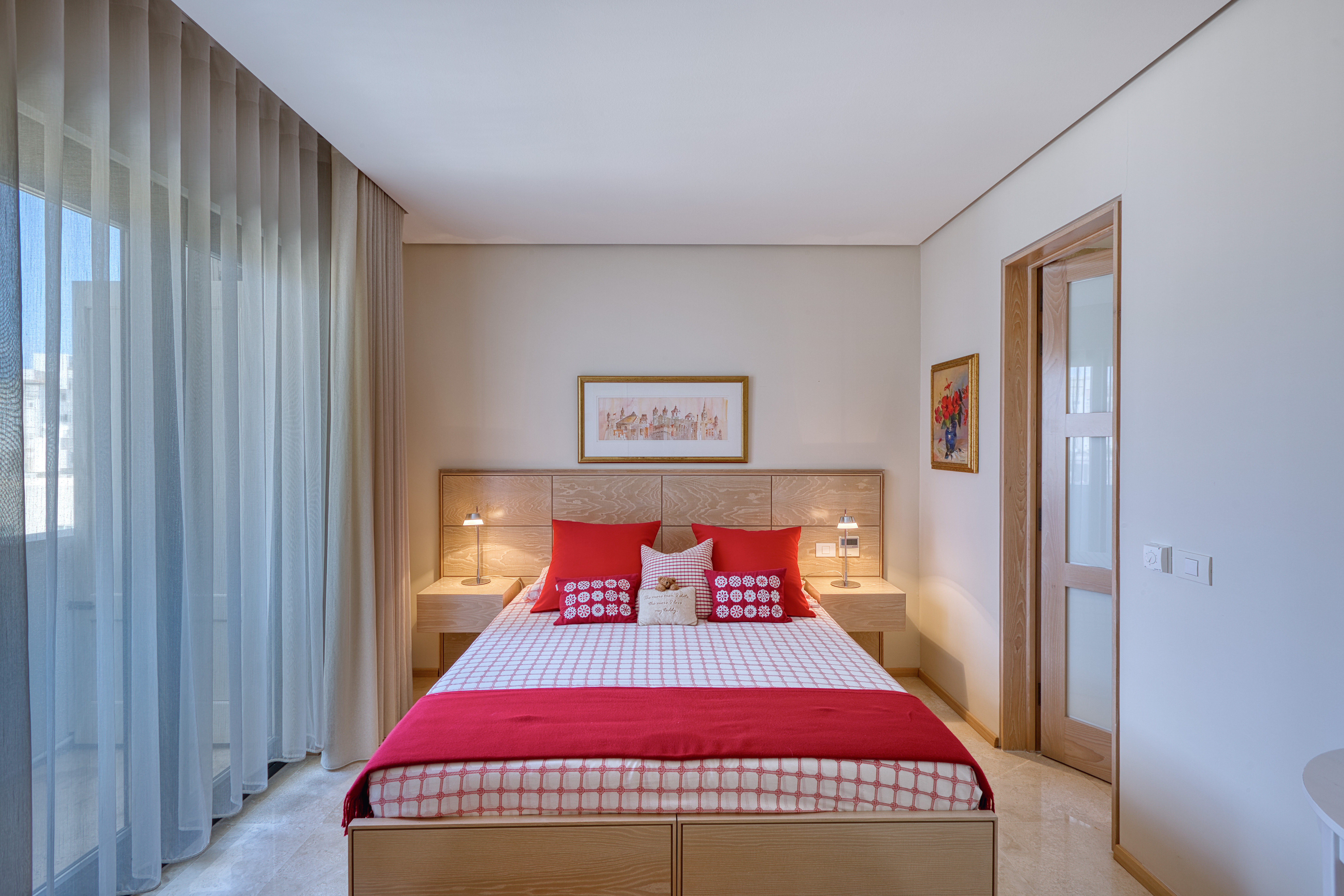  One of a Kind Waterfront Apartment with Exceptional Views - 物件實景