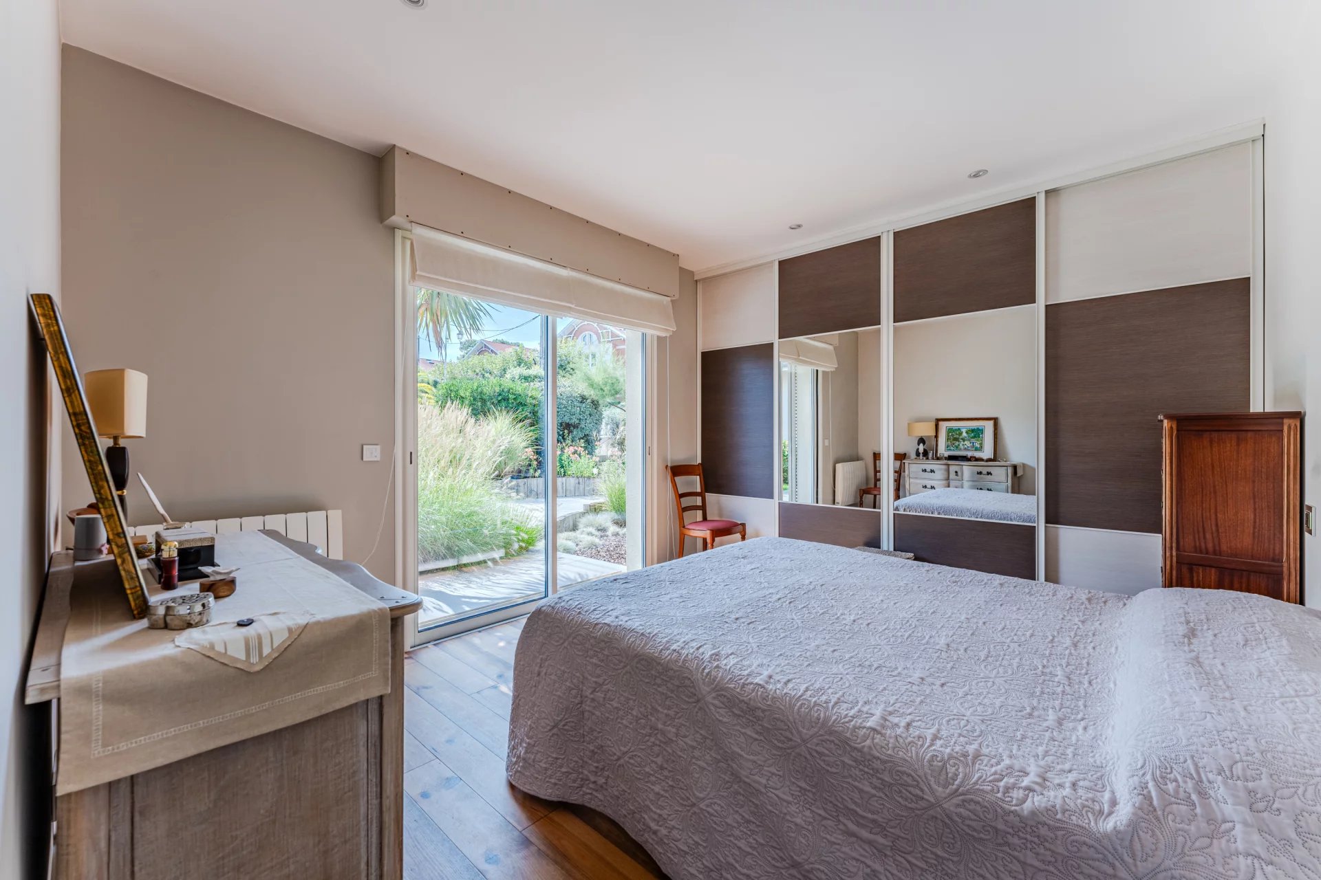 Arcachon, New Aquitaine, 33120, FR, 4 Bedrooms Bedrooms, ,2 BathroomsBathrooms,Residential,For Sale,1318813