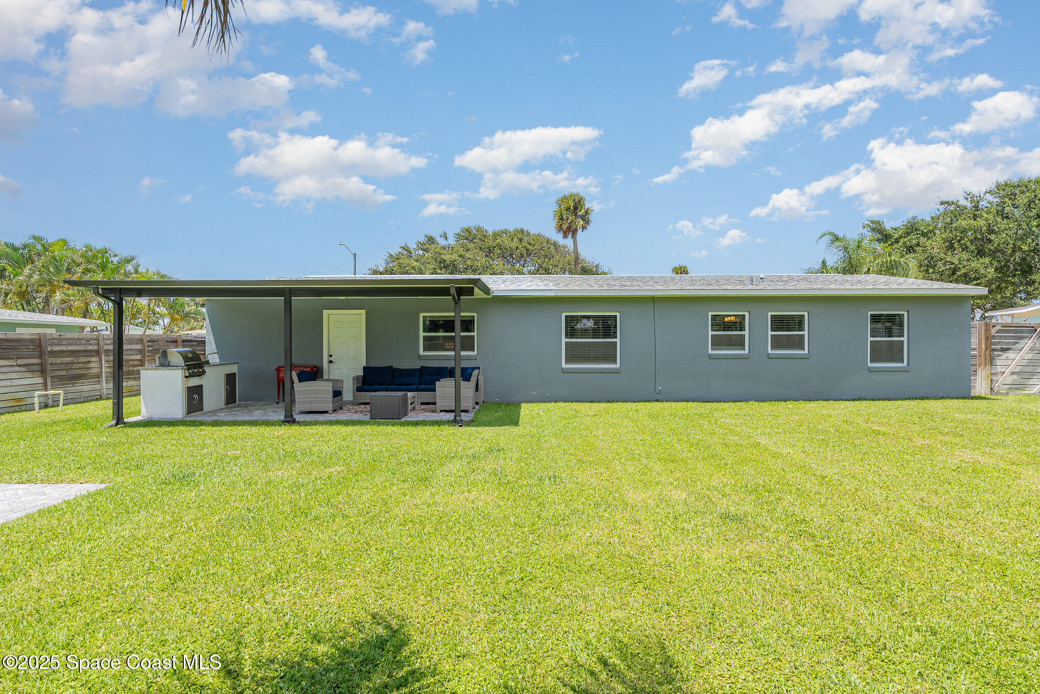 Cocoa Beach, Florida, 32931, United States, 3 Bedrooms Bedrooms, ,2 BathroomsBathrooms,Residential,For Sale,1870691
