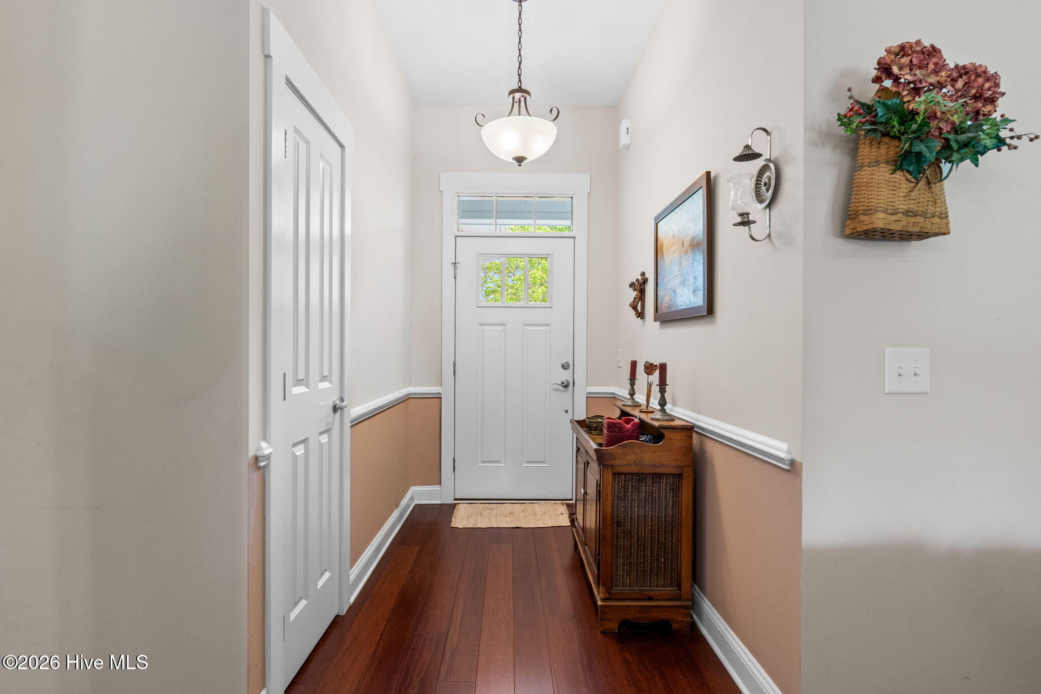 Southport, North Carolina, 28461, United States, 3 Bedrooms Bedrooms, ,2 BathroomsBathrooms,Residential,For Sale,2049453