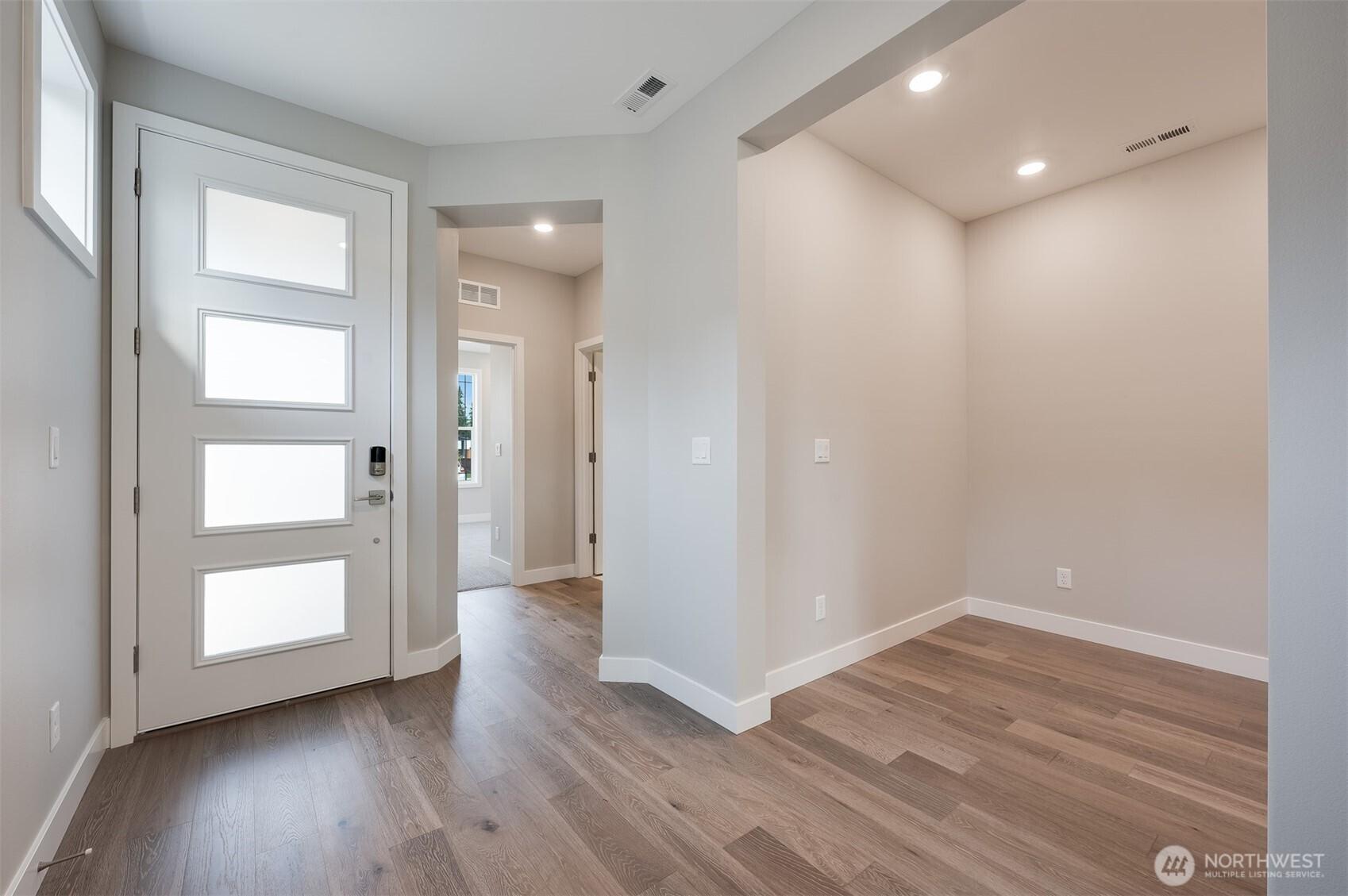 BLACK DIAMOND, Washington, 98010, United States, 2 Bedrooms Bedrooms, ,1 BathroomBathrooms,Residential,For Sale,1892917