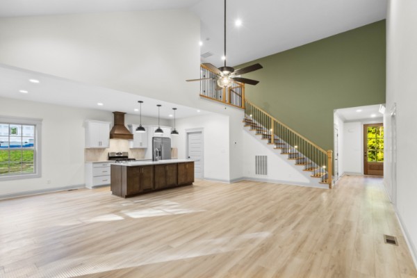 Cumberland Furnace, Tennessee, 37051, United States, 4 Bedrooms Bedrooms, ,3 BathroomsBathrooms,Residential,For Sale,2006360