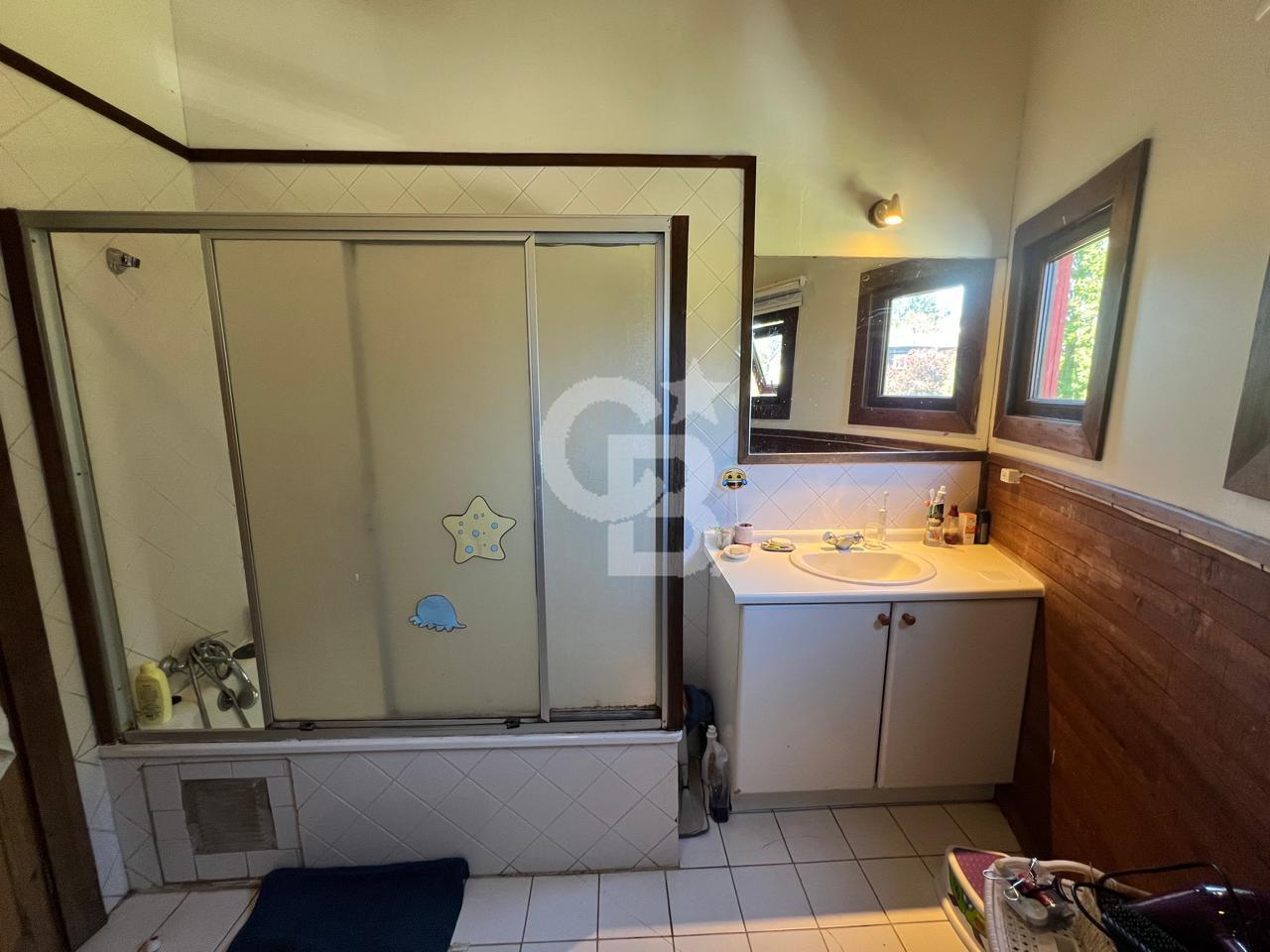 Puerto Varas, Chile, 4 Bedrooms Bedrooms, ,3 BathroomsBathrooms,Residential,For Sale,1993186