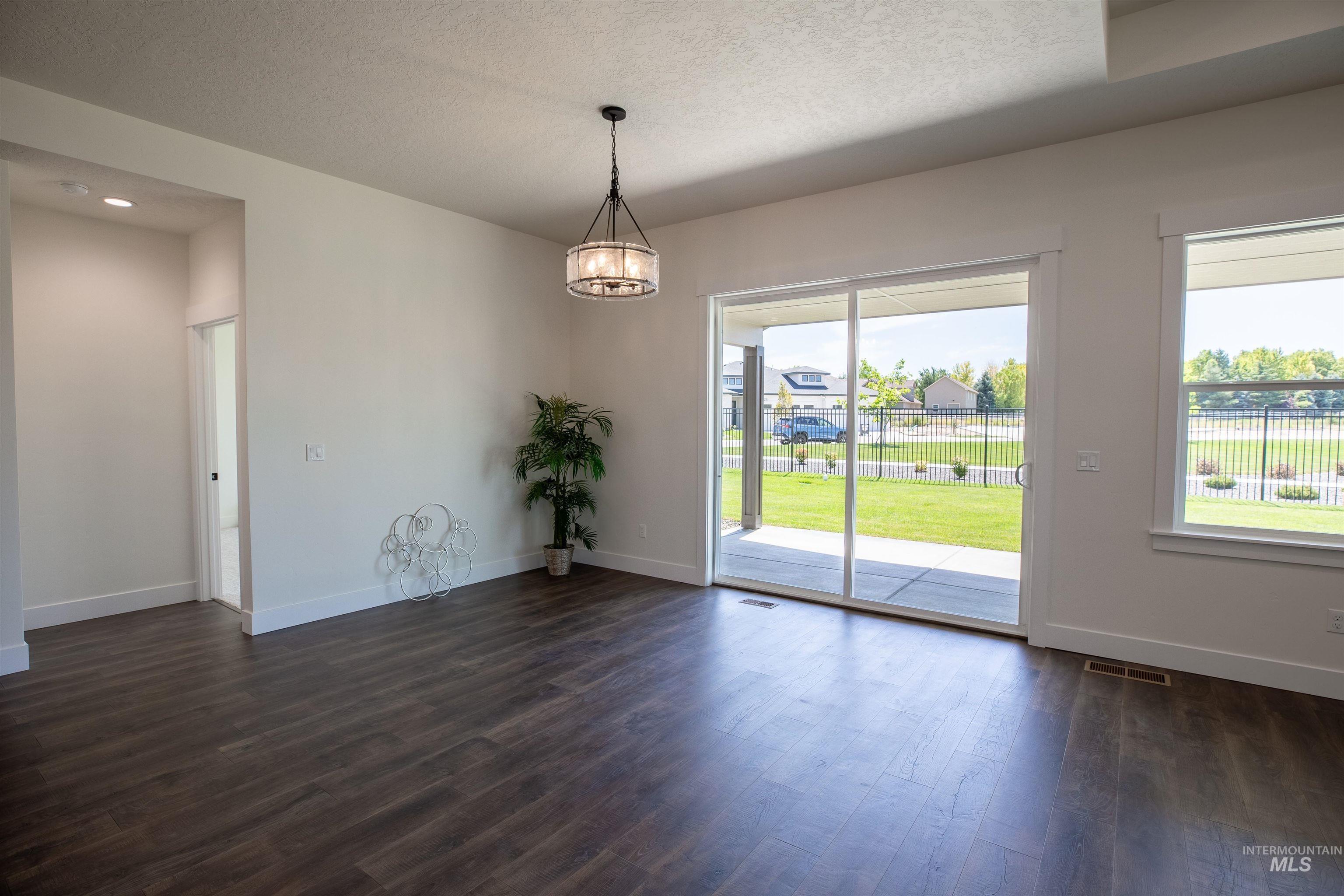 Meridian, Idaho, 83642, United States, 3 Bedrooms Bedrooms, ,3 BathroomsBathrooms,Residential,For Sale,1867465