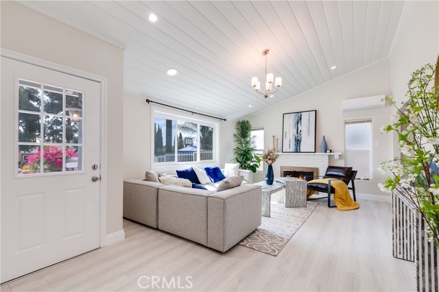 6171 Cleon Avenue, North Hollywood, California, 91606, United States, ,Residential,For Sale,6171 Cleon Avenue,1180800