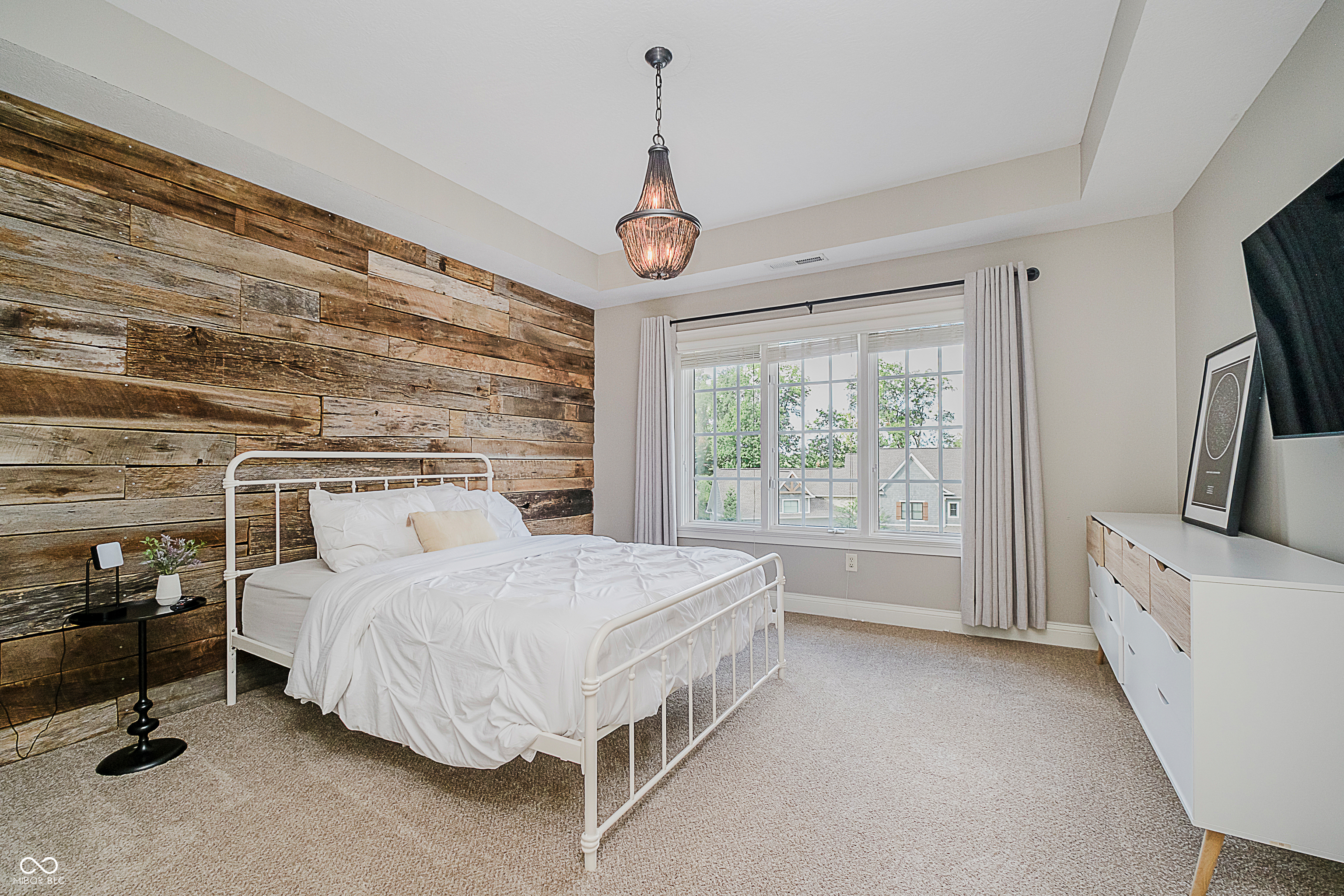 Fishers, Indiana, 46040, United States, 5 Bedrooms Bedrooms, ,5 BathroomsBathrooms,Residential,For Sale,1980240