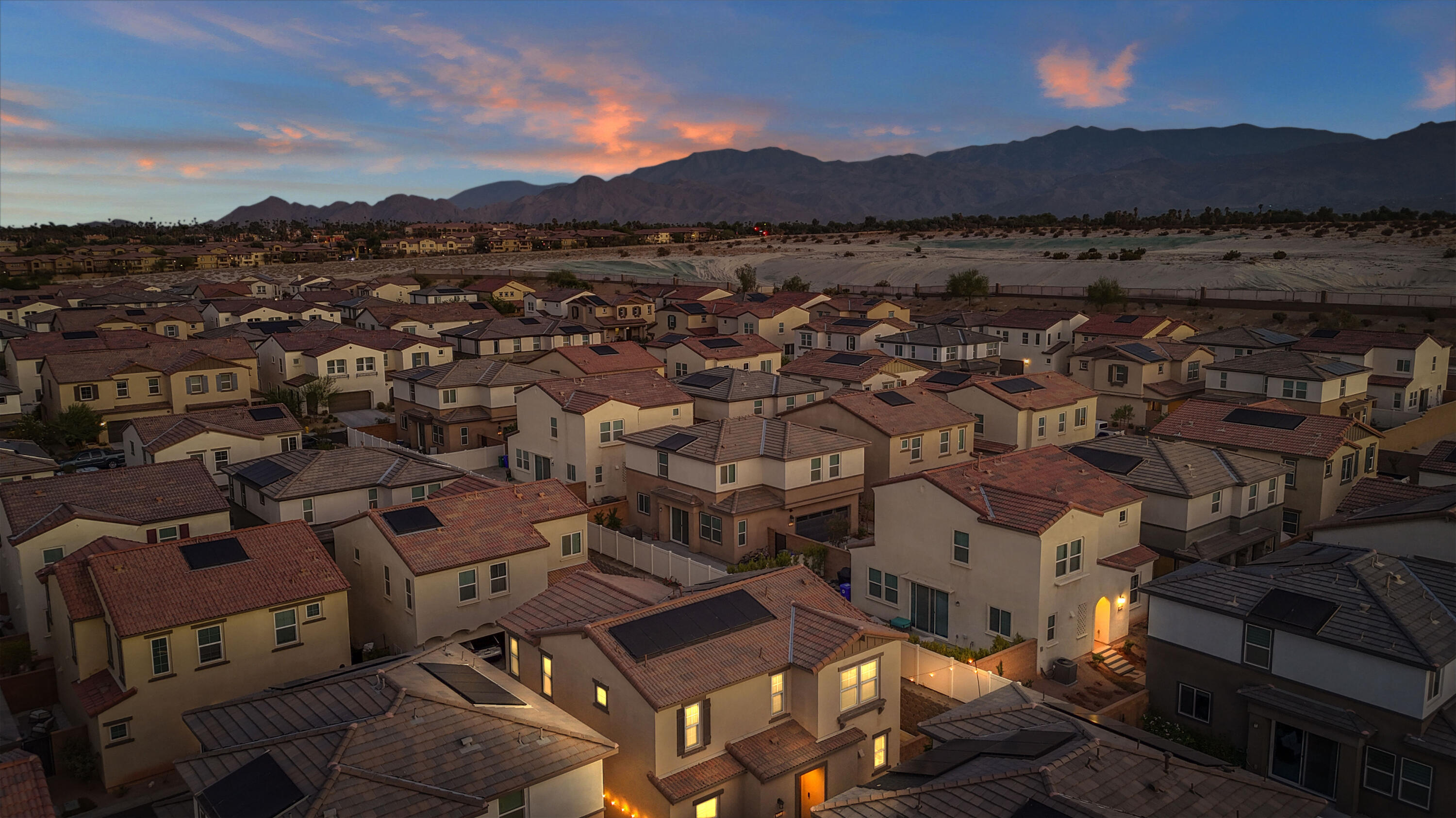 Palm Desert, California, 92211, United States, 4 Bedrooms Bedrooms, ,3 BathroomsBathrooms,Residential,For Sale,1898830