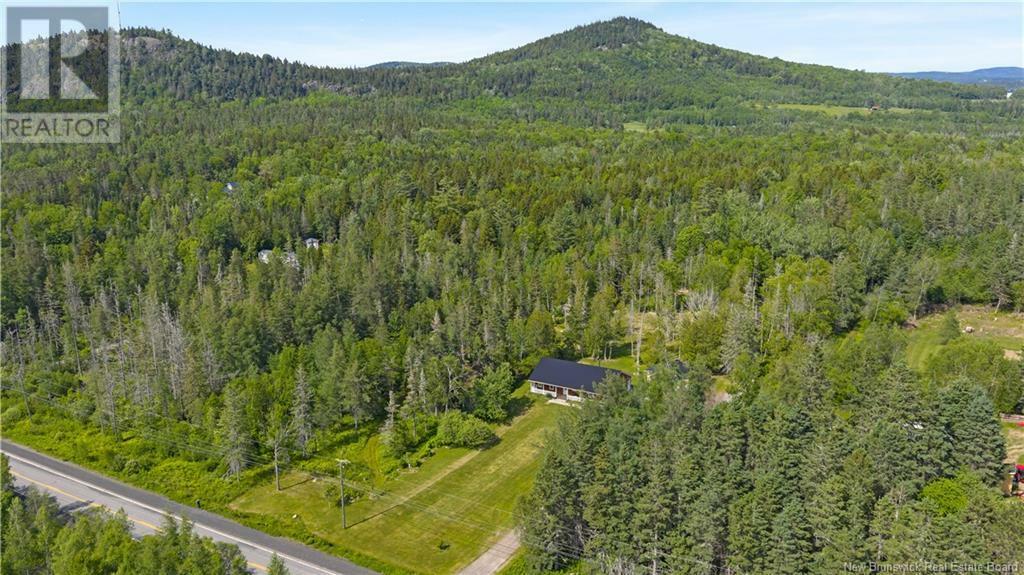 BAYSIDE, New Brunswick, E5B 2T1, CA, 3 Bedrooms Bedrooms, ,2 BathroomsBathrooms,Residential,For Sale,1874052