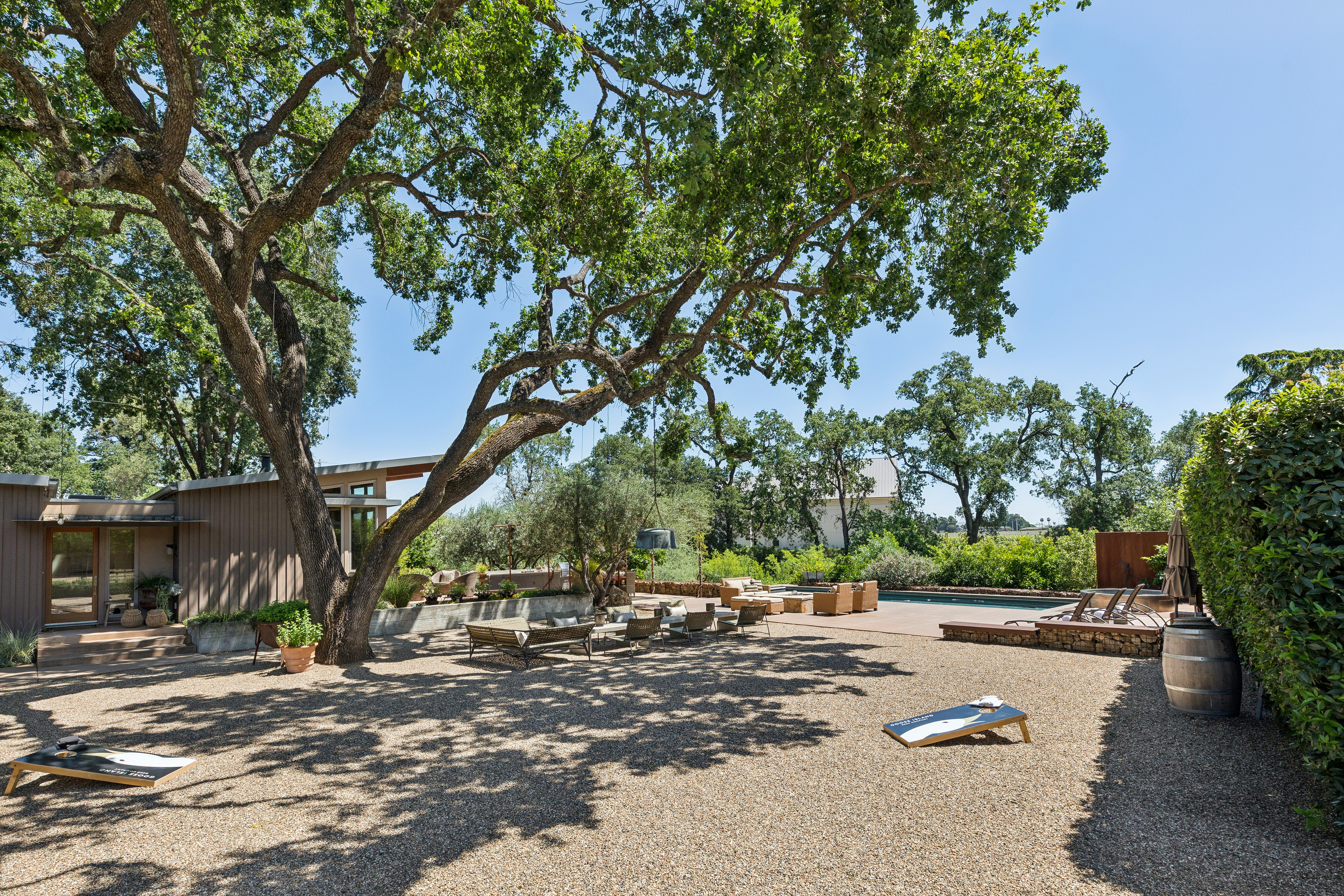  Stunning Resort-Style Compound - 物件實景