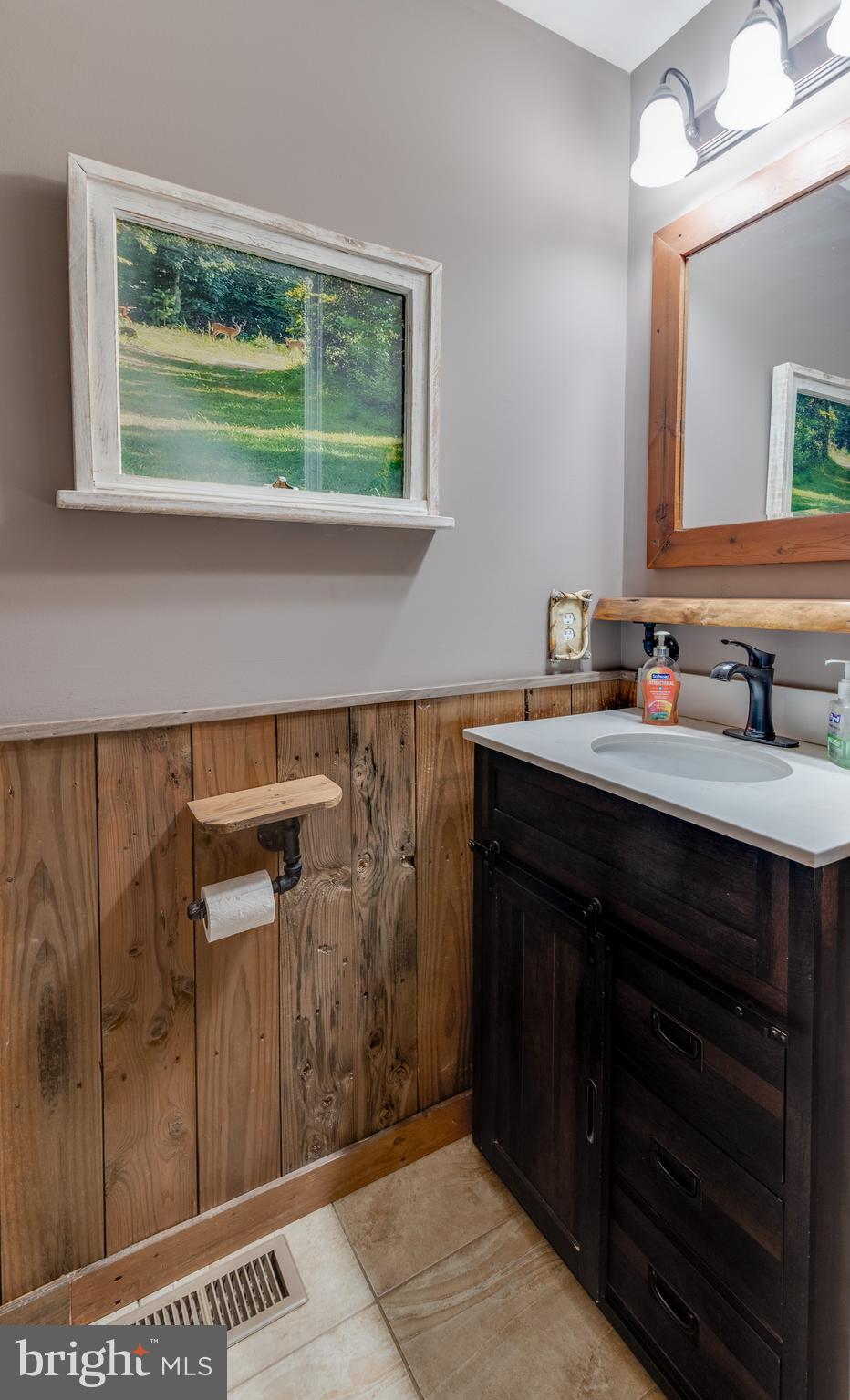 Mechanicsville, Maryland, 20659, United States, 4 Bedrooms Bedrooms, ,4 BathroomsBathrooms,Residential,For Sale,1982873