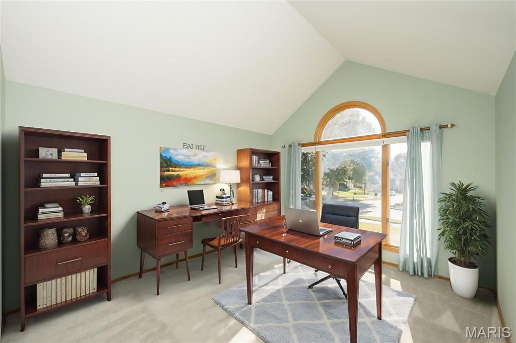 Chesterfield, Missouri, 63005, United States, 4 Bedrooms Bedrooms, ,3 BathroomsBathrooms,Residential,For Sale,1989616