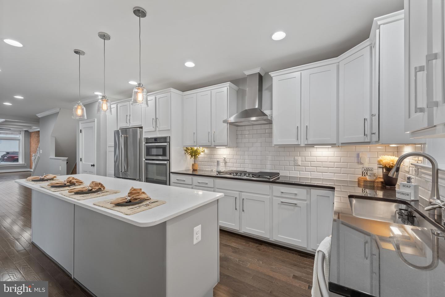 Baltimore, Maryland, 21224, United States, 5 Bedrooms Bedrooms, ,3 BathroomsBathrooms,Residential,For Sale,1999836