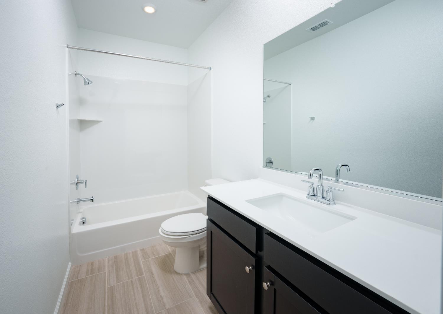 Sacramento, California, 95829, United States, 3 Bedrooms Bedrooms, ,3 BathroomsBathrooms,Residential,For Sale,1933328