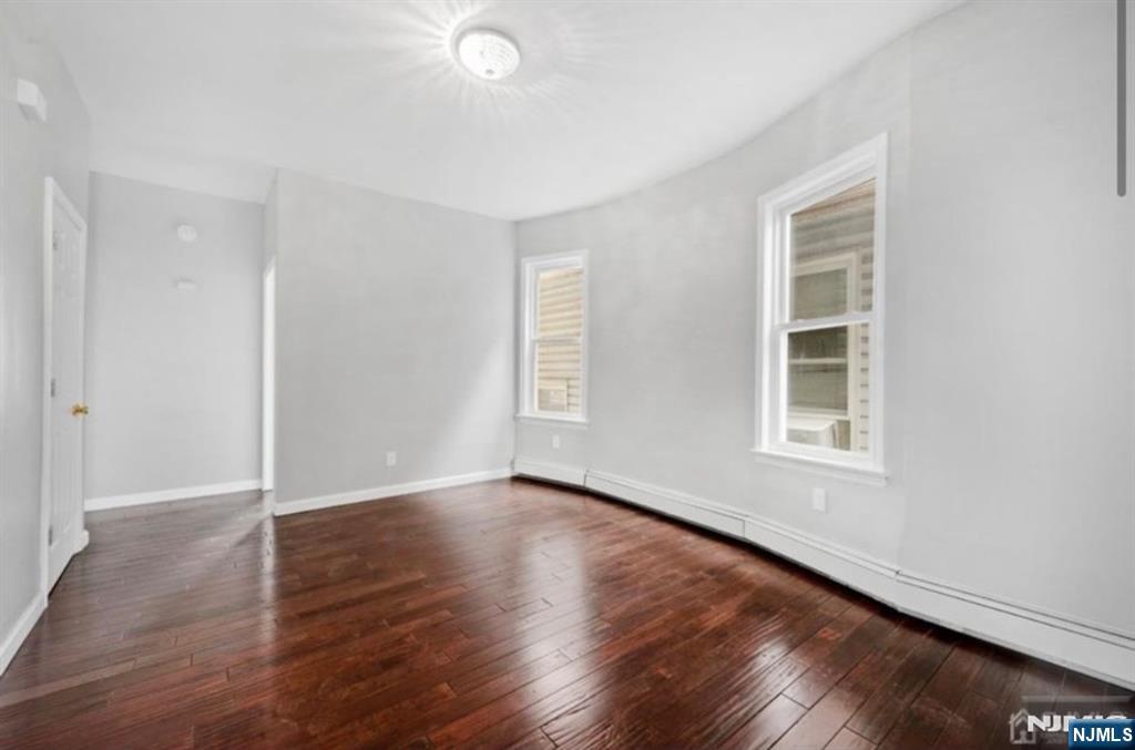 Irvington, New Jersey, 07111, United States, 7 Bedrooms Bedrooms, ,2 BathroomsBathrooms,Residential,For Sale,1900975