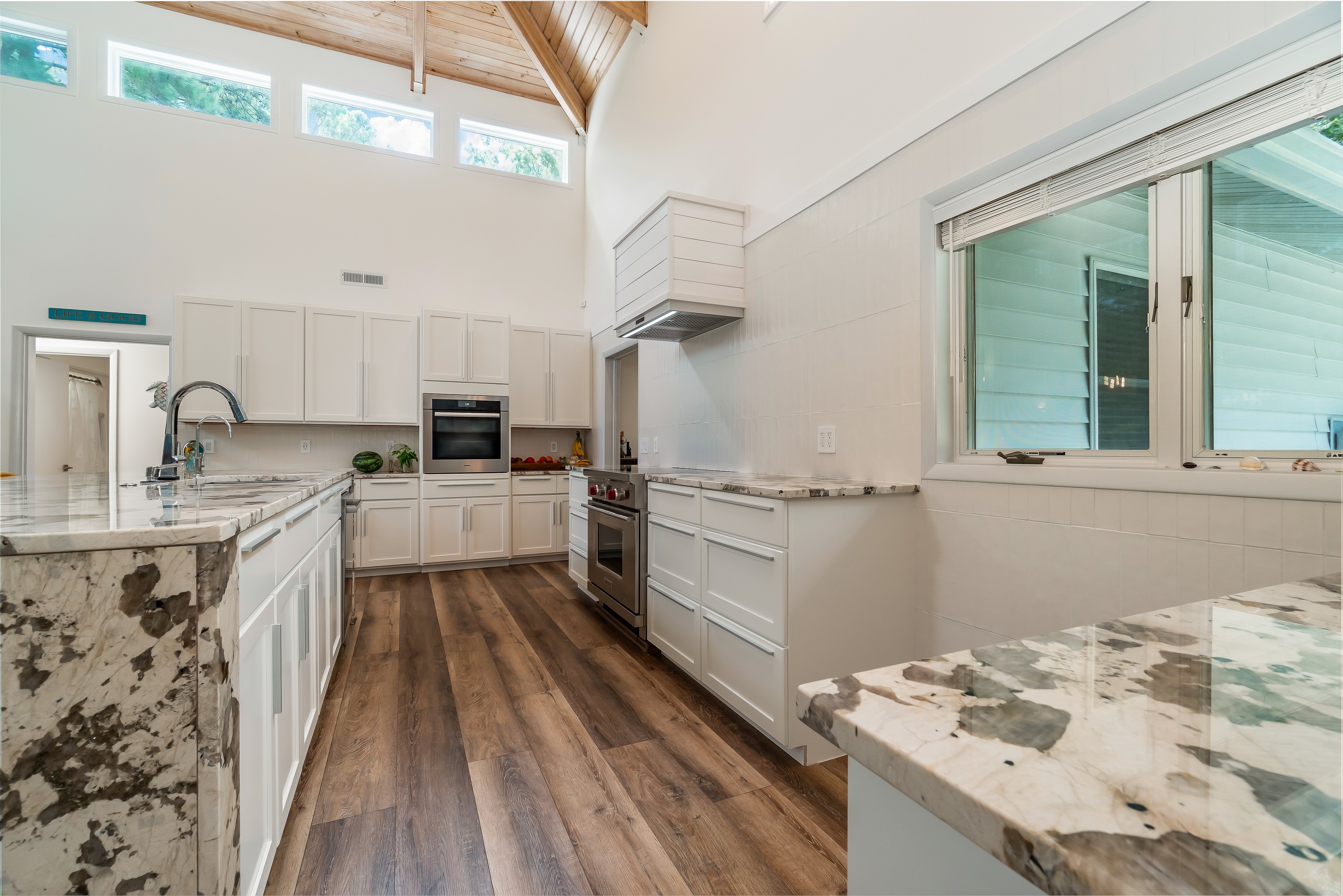 Oriental, North Carolina, 28571, United States, 3 Bedrooms Bedrooms, ,3 BathroomsBathrooms,Residential,For Sale,1930624