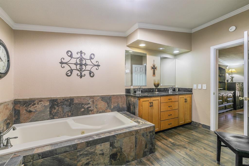 Joshua, Texas, 76058, United States, 4 Bedrooms Bedrooms, ,2 BathroomsBathrooms,Residential,For Sale,1905978