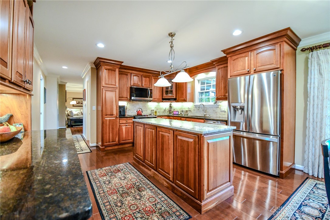 Washington Twp, Ohio, 45458, United States, 4 Bedrooms Bedrooms, ,4 BathroomsBathrooms,Residential,For Sale,1987558