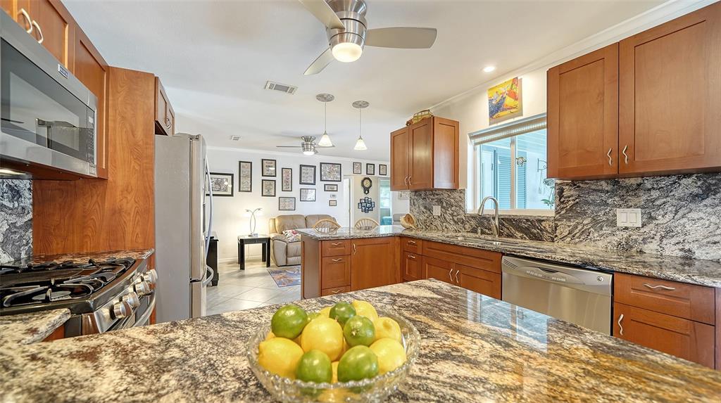 Sarasota, Florida, 34231, United States, 3 Bedrooms Bedrooms, ,2 BathroomsBathrooms,Residential,For Sale,1883466