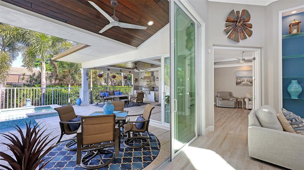 Sarasota, Florida, 34236, United States, 3 Bedrooms Bedrooms, ,4 BathroomsBathrooms,Residential,For Sale,1987814