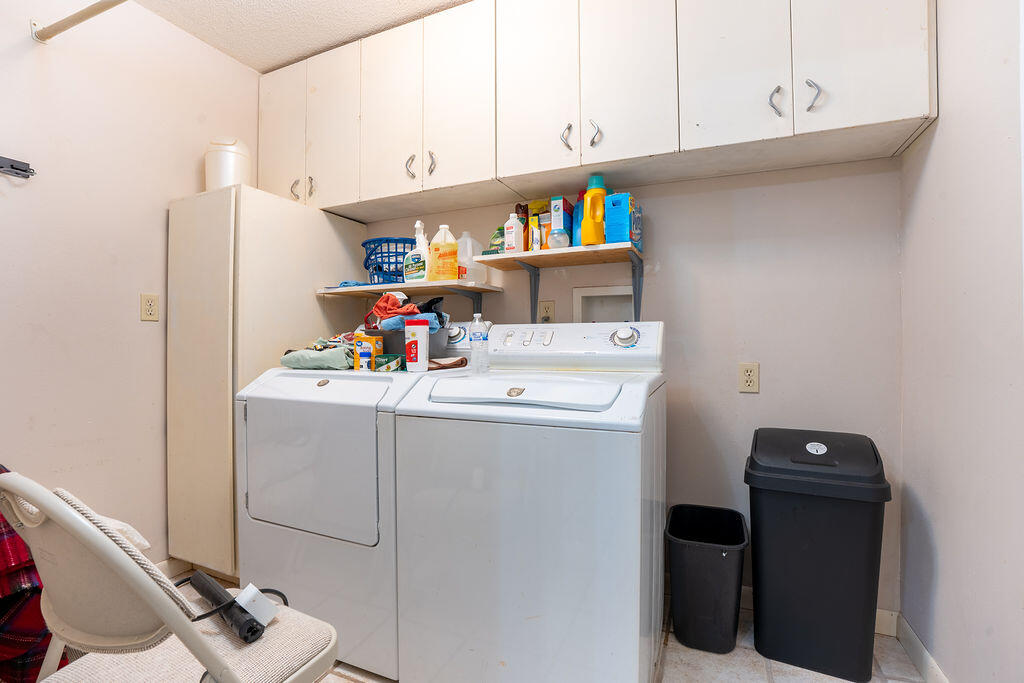 Fort Walton Beach, Florida, 32547, United States, 4 Bedrooms Bedrooms, ,3 BathroomsBathrooms,Residential,For Sale,1807234