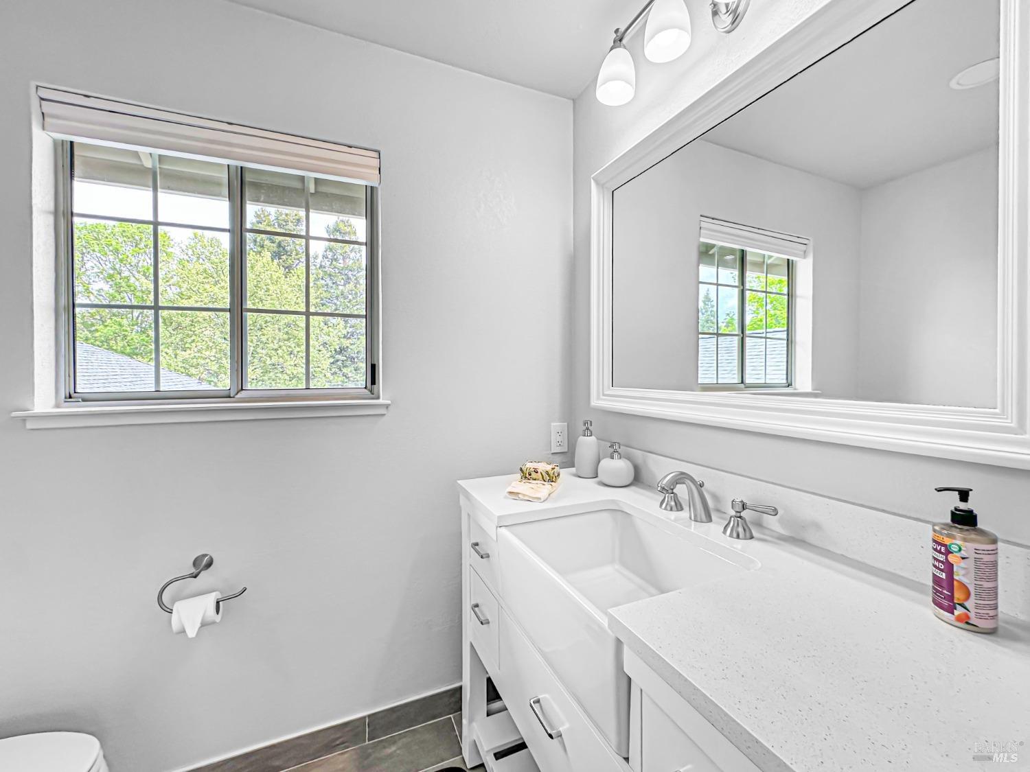 Napa, California, 94558, United States, 2 Bedrooms Bedrooms, ,3 BathroomsBathrooms,Residential,For Sale,1950858