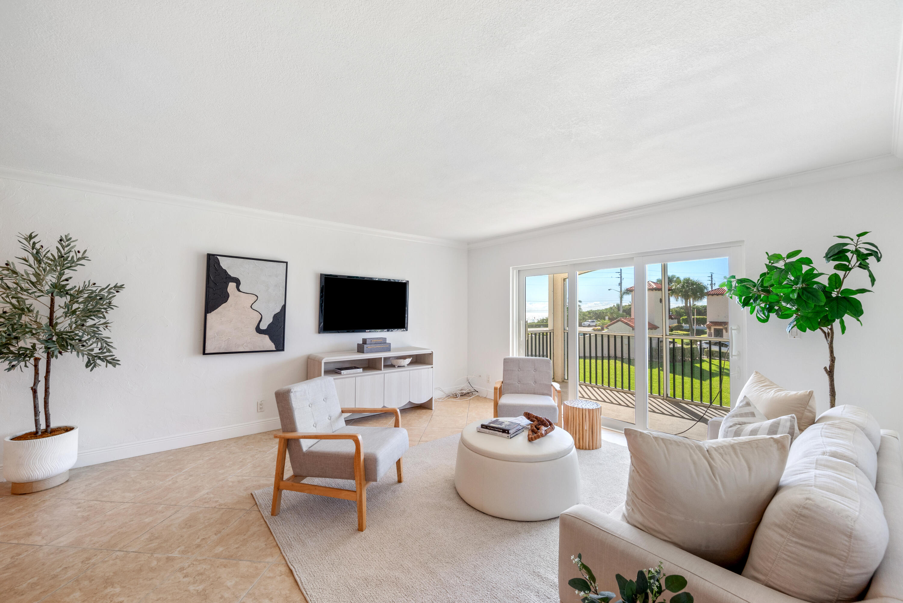 Boca Raton, Florida, 33431, United States, 2 Bedrooms Bedrooms, ,2 BathroomsBathrooms,Residential,For Sale,1957981