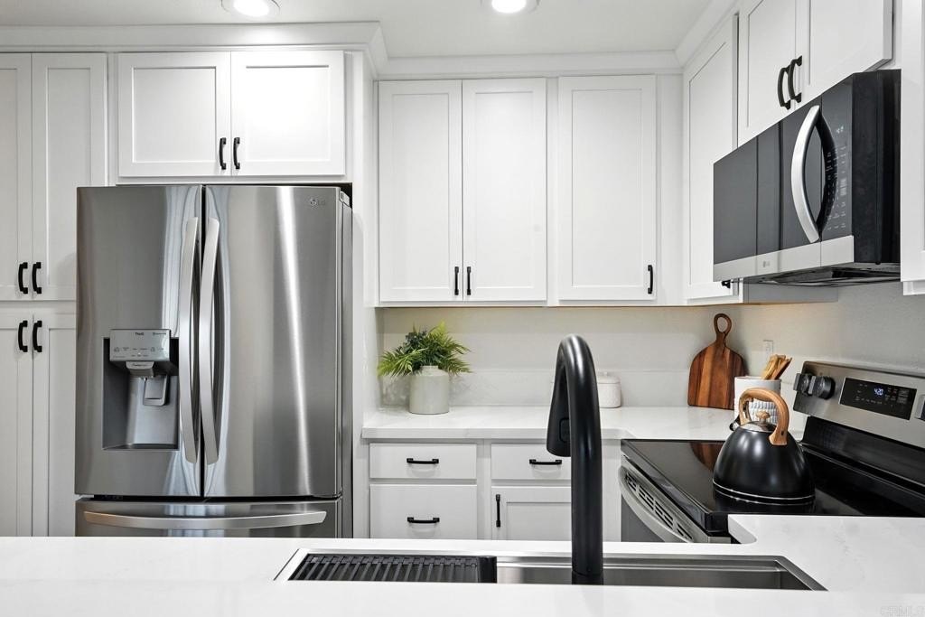 El Cajon, California, 92019, United States, 2 Bedrooms Bedrooms, ,2 BathroomsBathrooms,Residential,For Sale,1933373