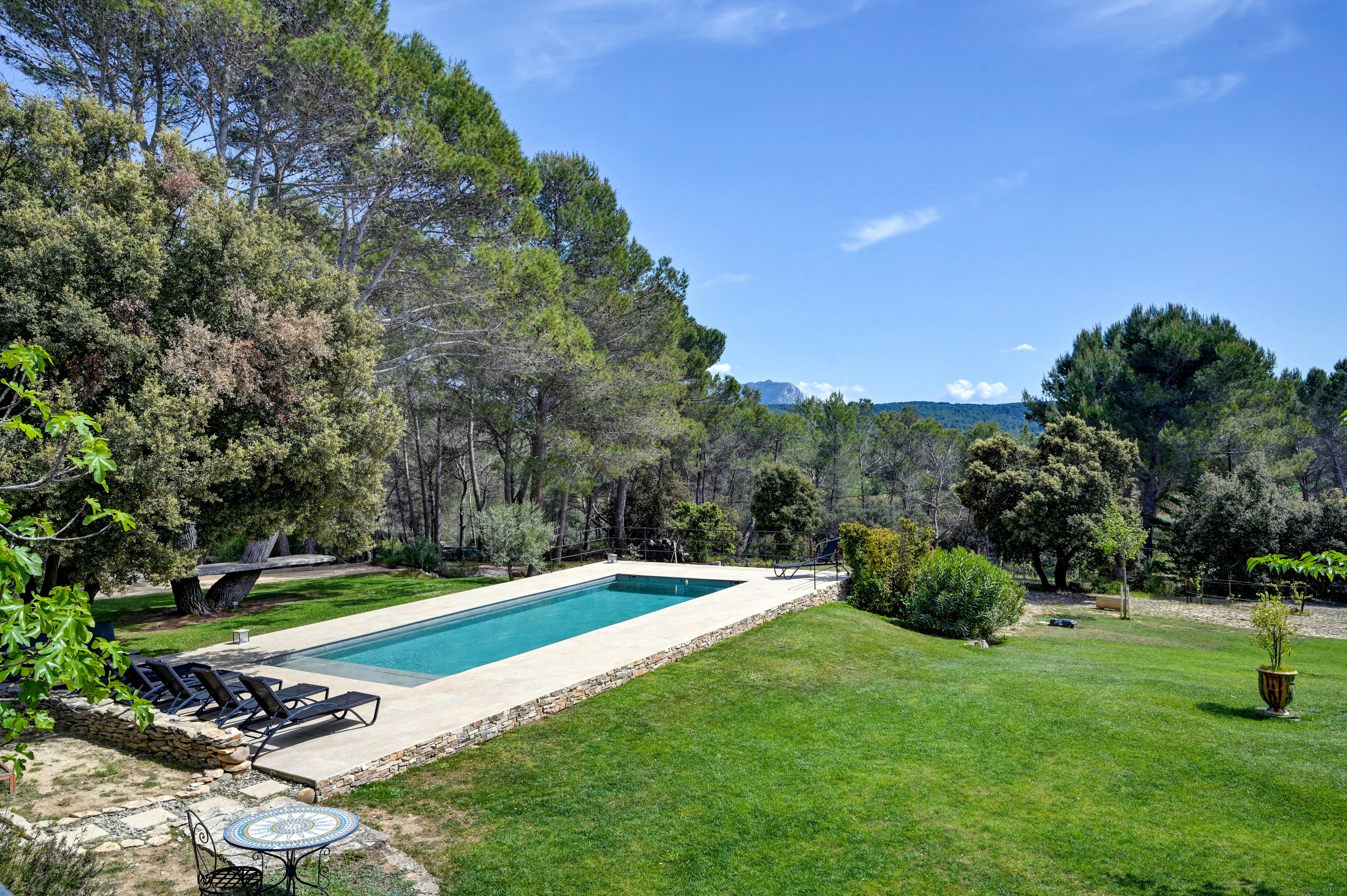  Exceptional Property – Venelles, - 物件實景