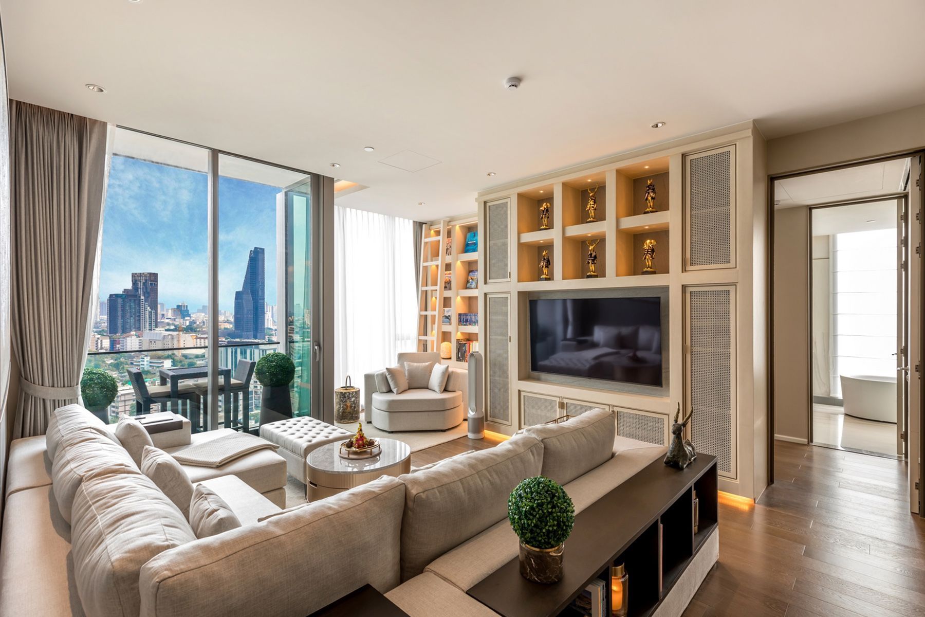 KRAAM Sukhumvit 26 