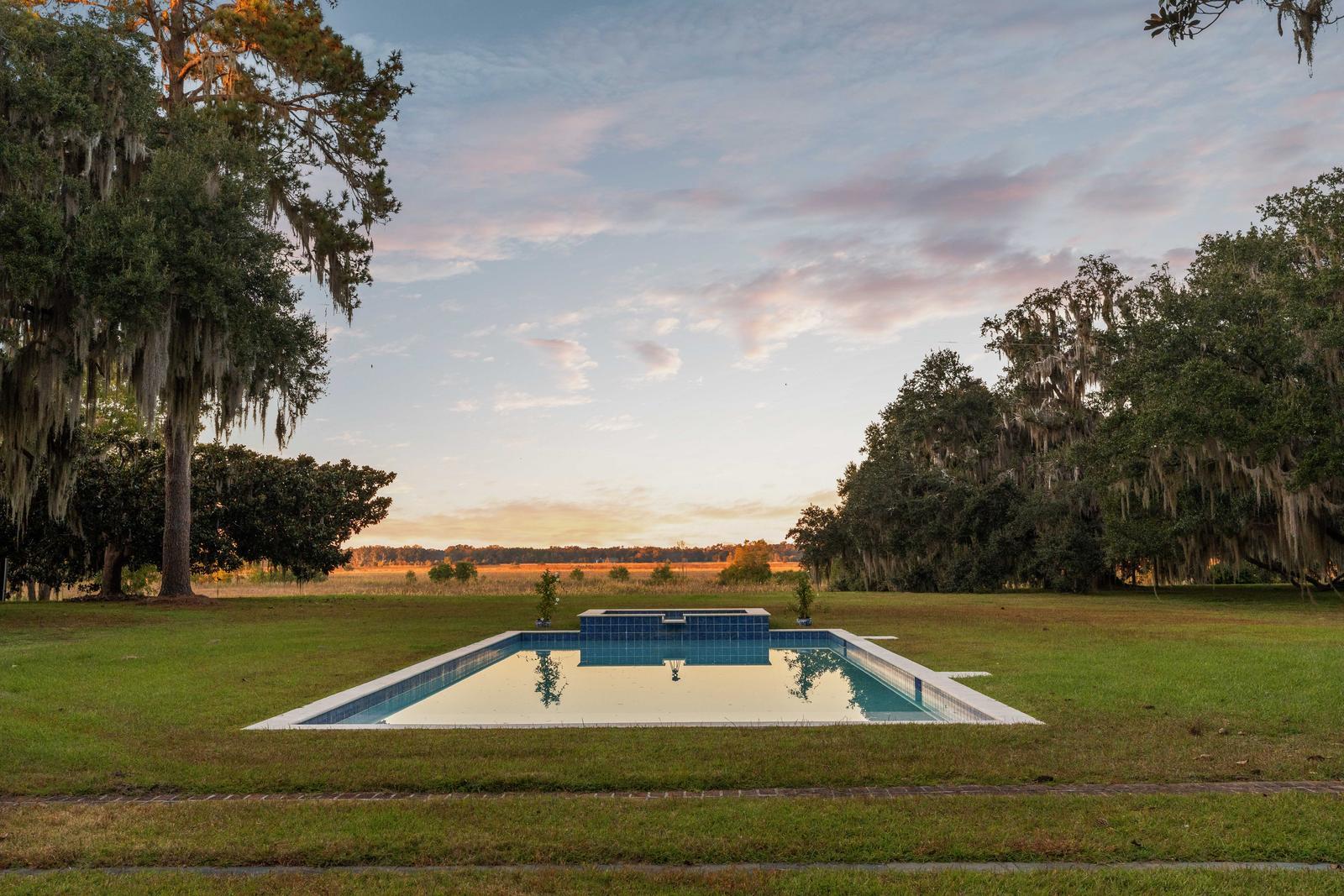 Yemassee, South Carolina, 29945, United States, 6 Bedrooms Bedrooms, ,7 BathroomsBathrooms,Residential,For Sale,1989284