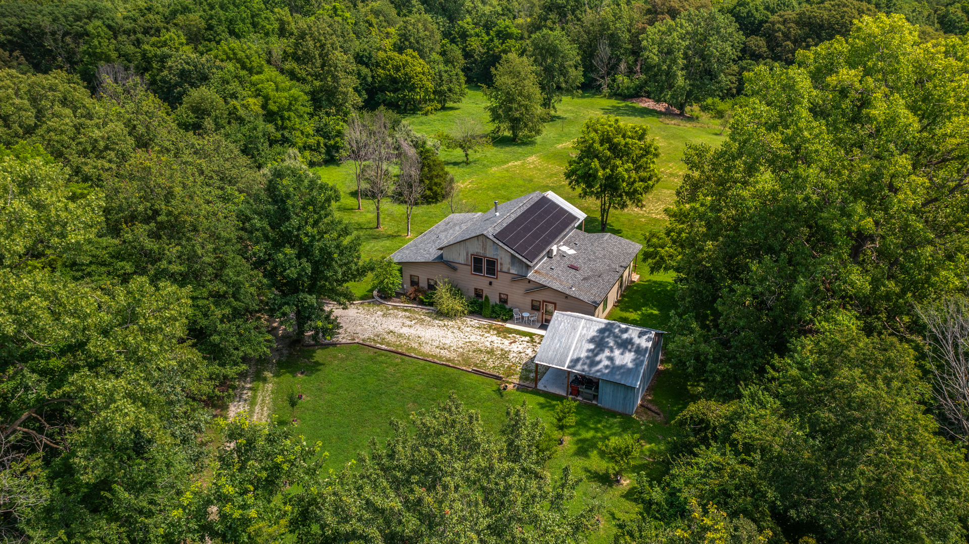 Sawyerville, Illinois, 62085, United States, 3 Bedrooms Bedrooms, ,3 BathroomsBathrooms,Residential,For Sale,1983807