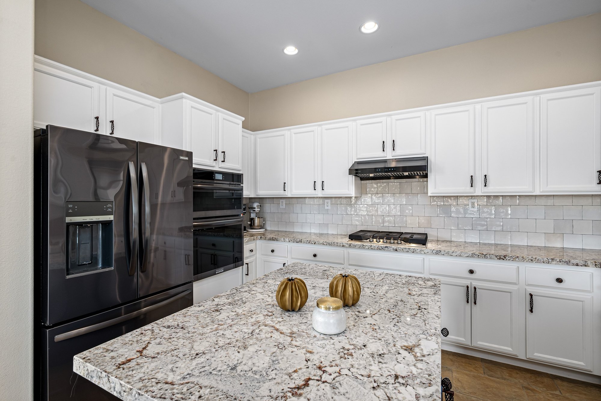  Sunshine, Fairways, Pool, and Mountain Views - 物件實景