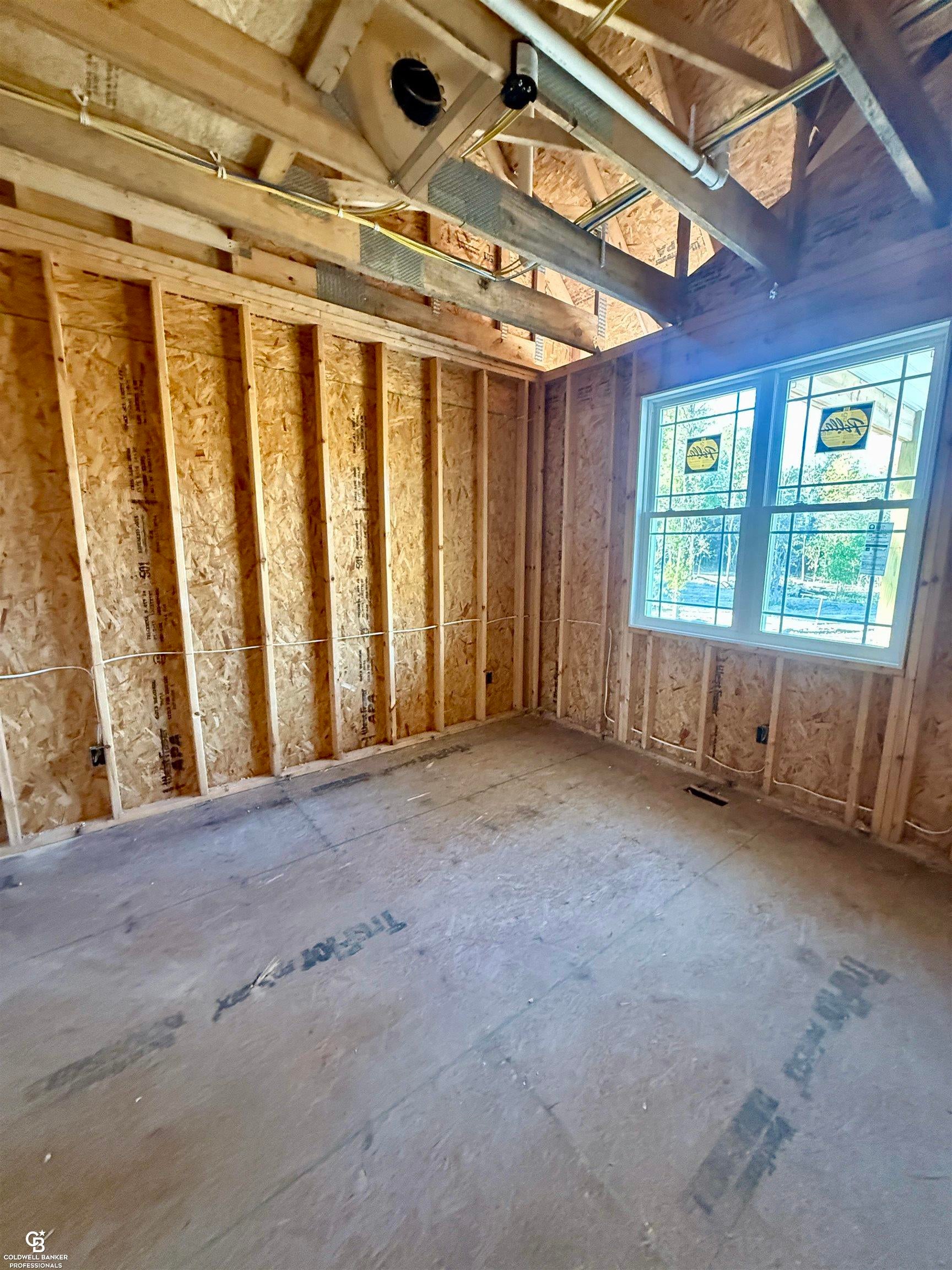 Saint Clair, Michigan, 48079, United States, 5 Bedrooms Bedrooms, ,3 BathroomsBathrooms,Residential,For Sale,1868315