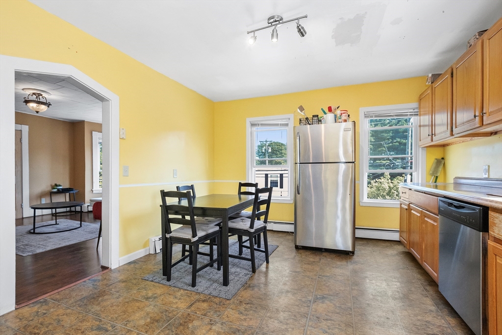 Quincy, Massachusetts, 02169, United States, 4 Bedrooms Bedrooms, ,2 BathroomsBathrooms,Residential,For Sale,1919817